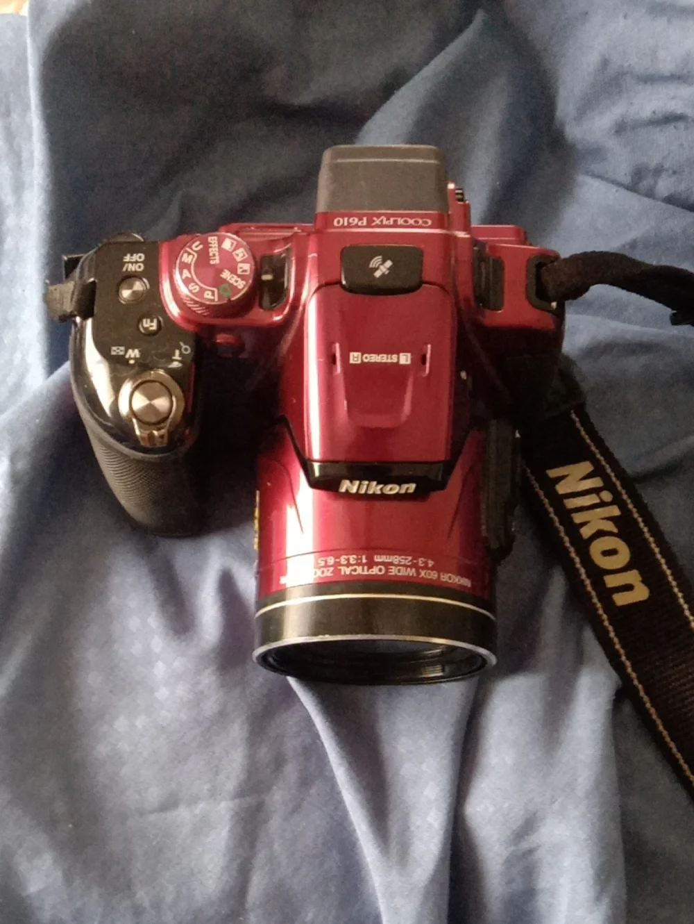 Nikon Red Bridge-Style Digital Camera with Lens